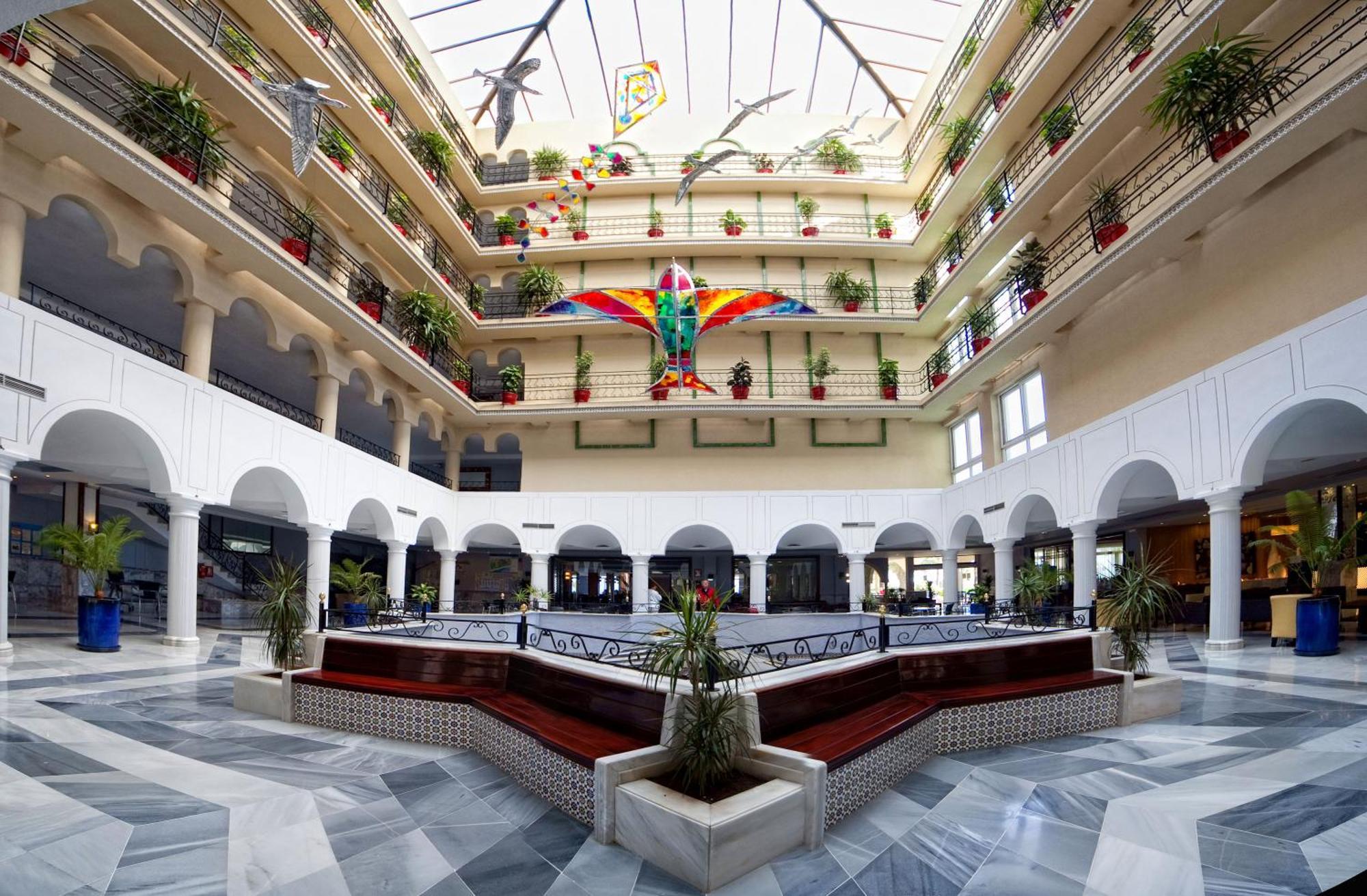 Evenia Zoraida Garden Hotel Roquetas de Mar Bagian luar foto